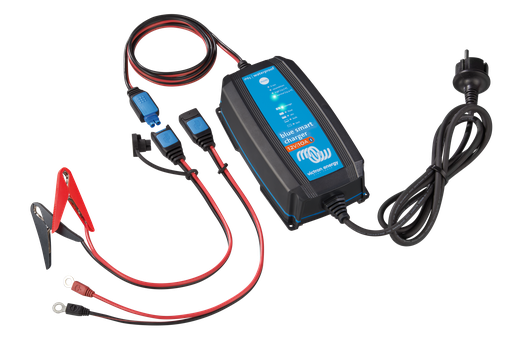 [BPC240831064R] Victron Blue Smart IP65 Charger 24/8 + DC connector